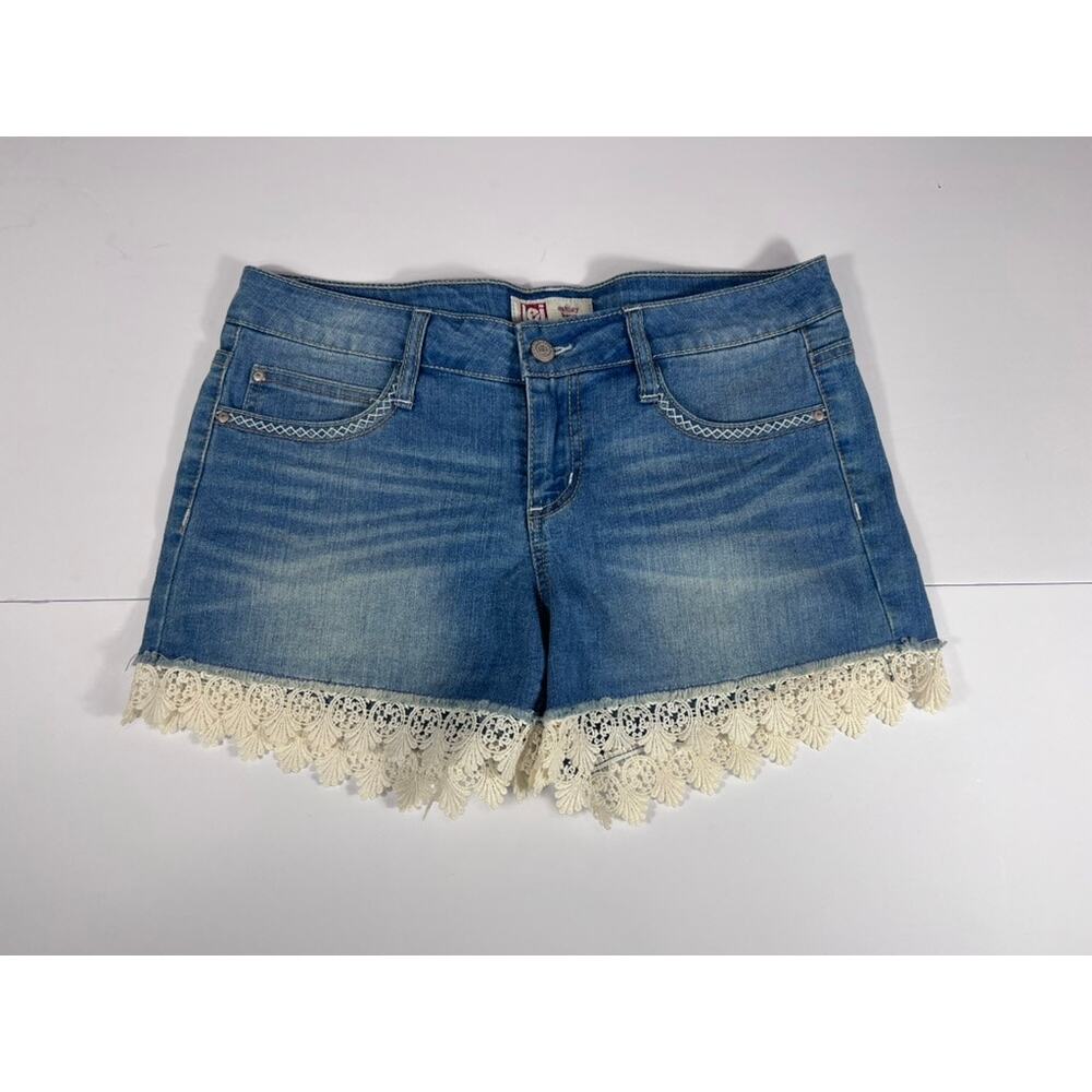 Vintage l.e.i. Ashley Low Rise Denim Shorts Lace Crochet Trim Y2K Festival 9